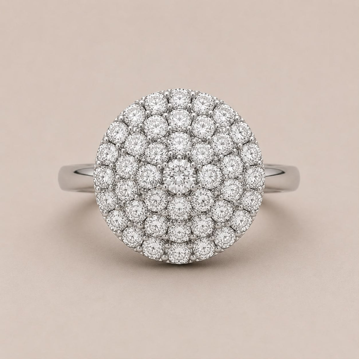 Anel pavé ouro branco diamantes