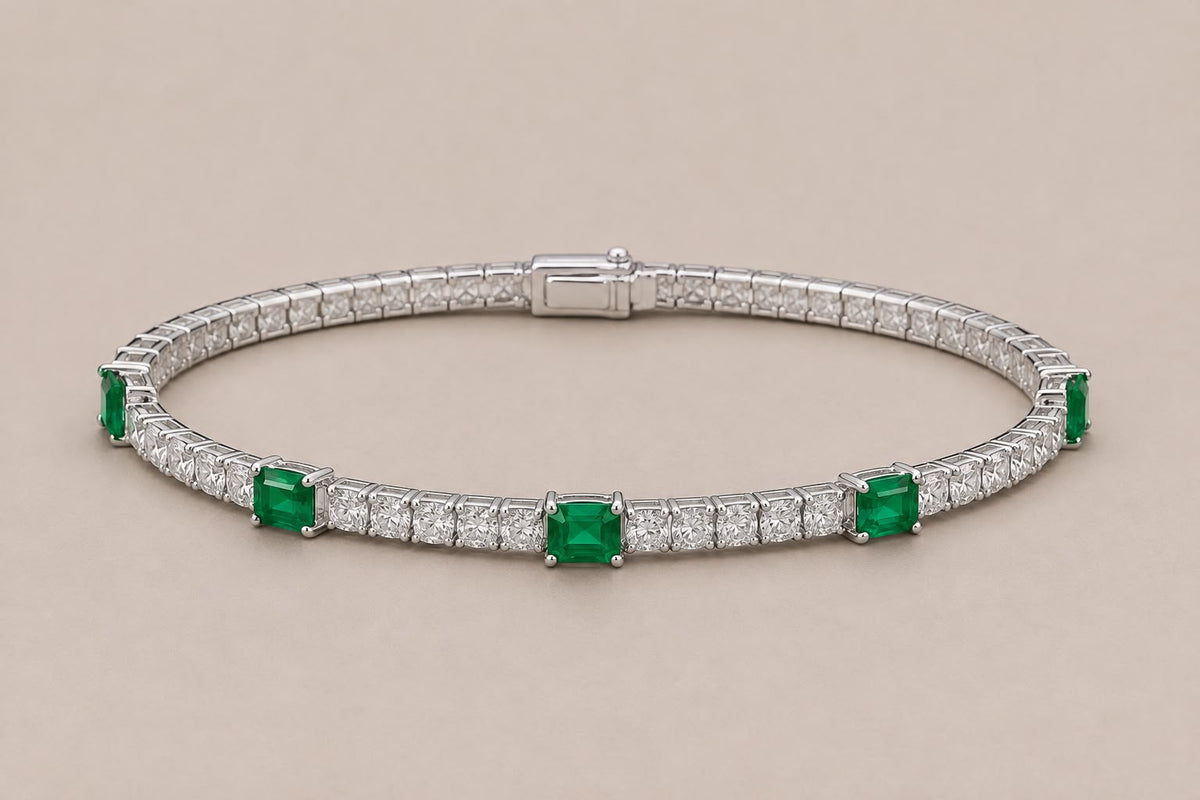 Pulseira Rivière Baguette Ouro Branco esmeralda