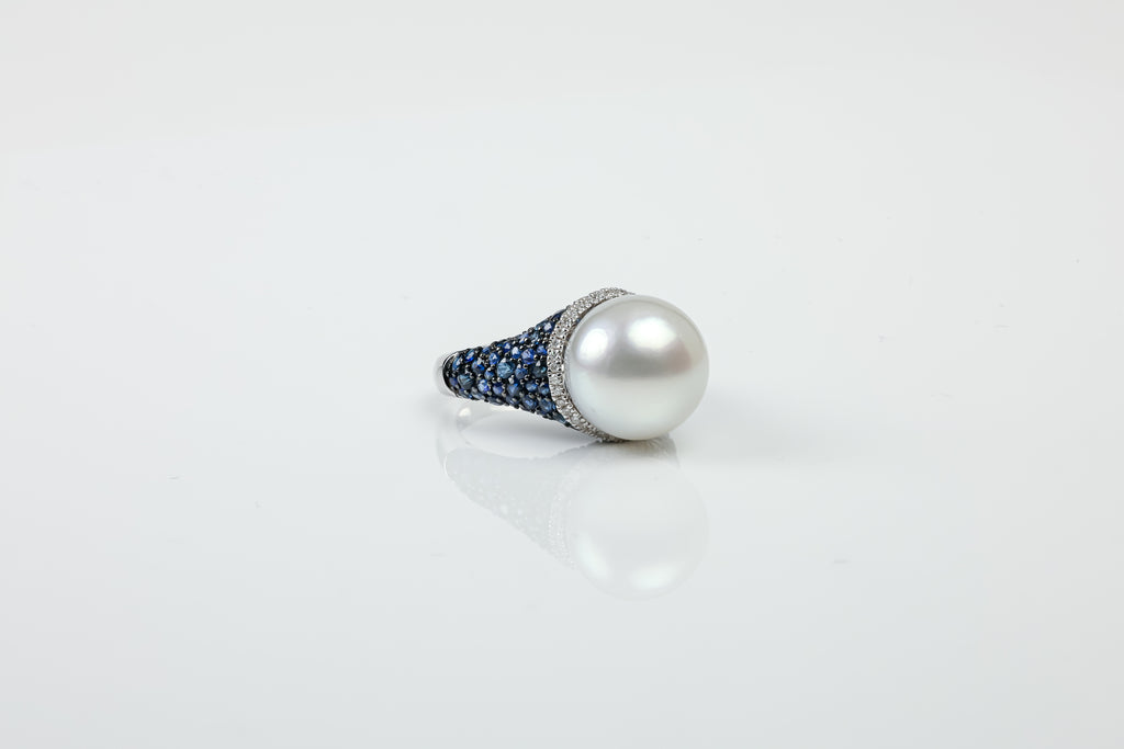 Anel Halo Pérola Ouro Branco Safira