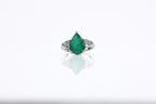 Anel Goutte Ouro Branco Esmeralda e Diamante